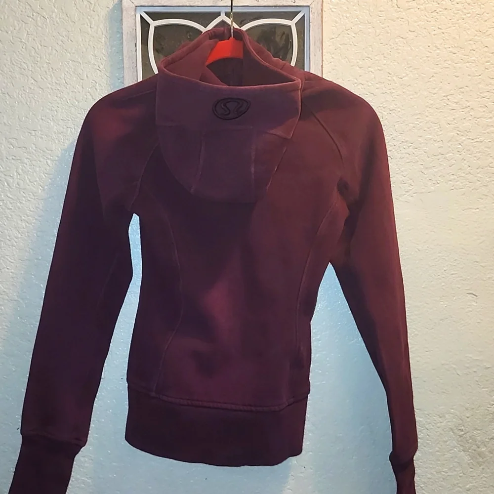 RARE LULULEMON ATHLETICA scuba HOODED JACKET SIZE 0 - Picture 4 of 5